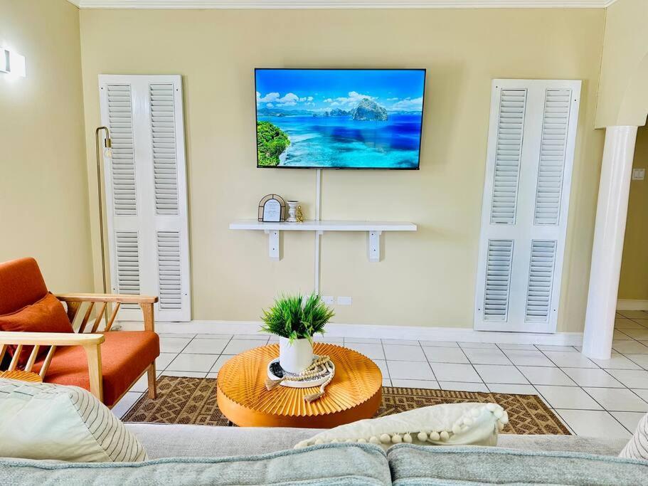 Falcon Islandview - Airport Pickup Available - 24Security مونتيغو باي المظهر الخارجي الصورة